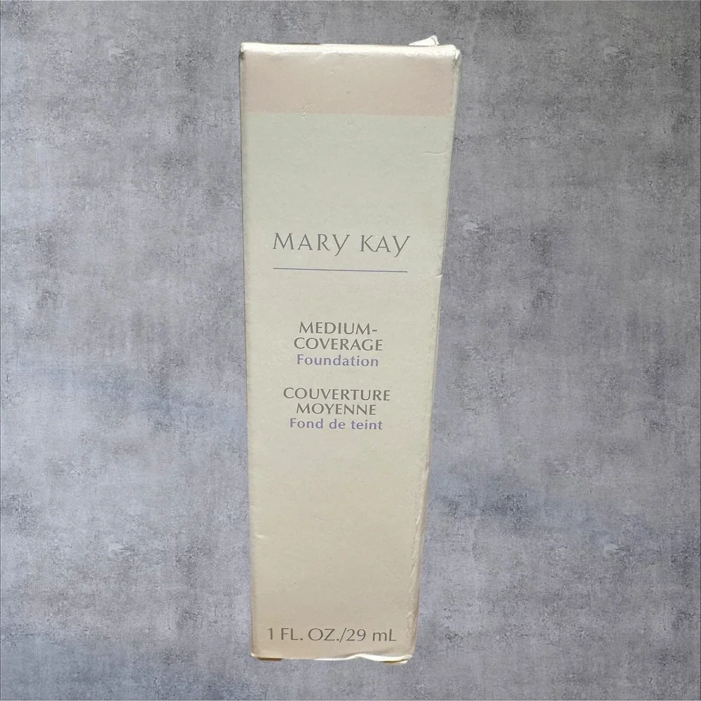 Mary‎ Kay Medium Coverage Foundation Ivory 105 303600 1oz New Gray Cap